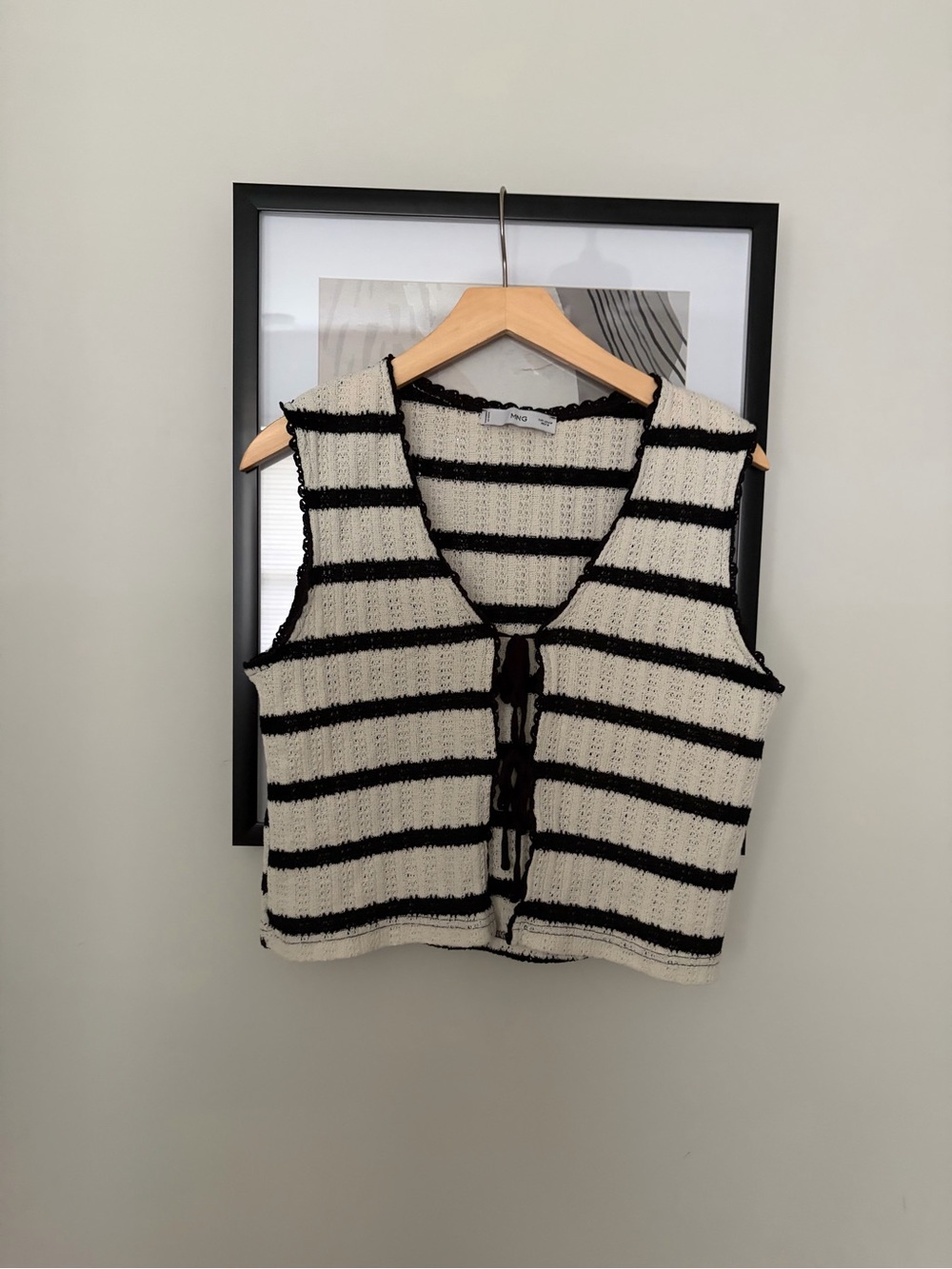 Mango Striped Knit Tie-Front Cropped Vest - Cream & Black